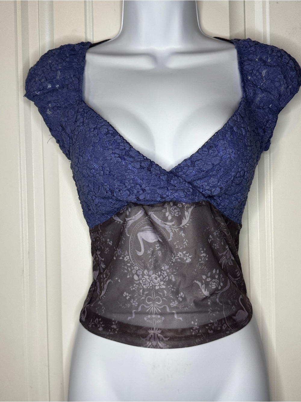 Women’s Blue babydoll top Size Small Y2K Floral Sheer Babydoll Cap sleeve mesh